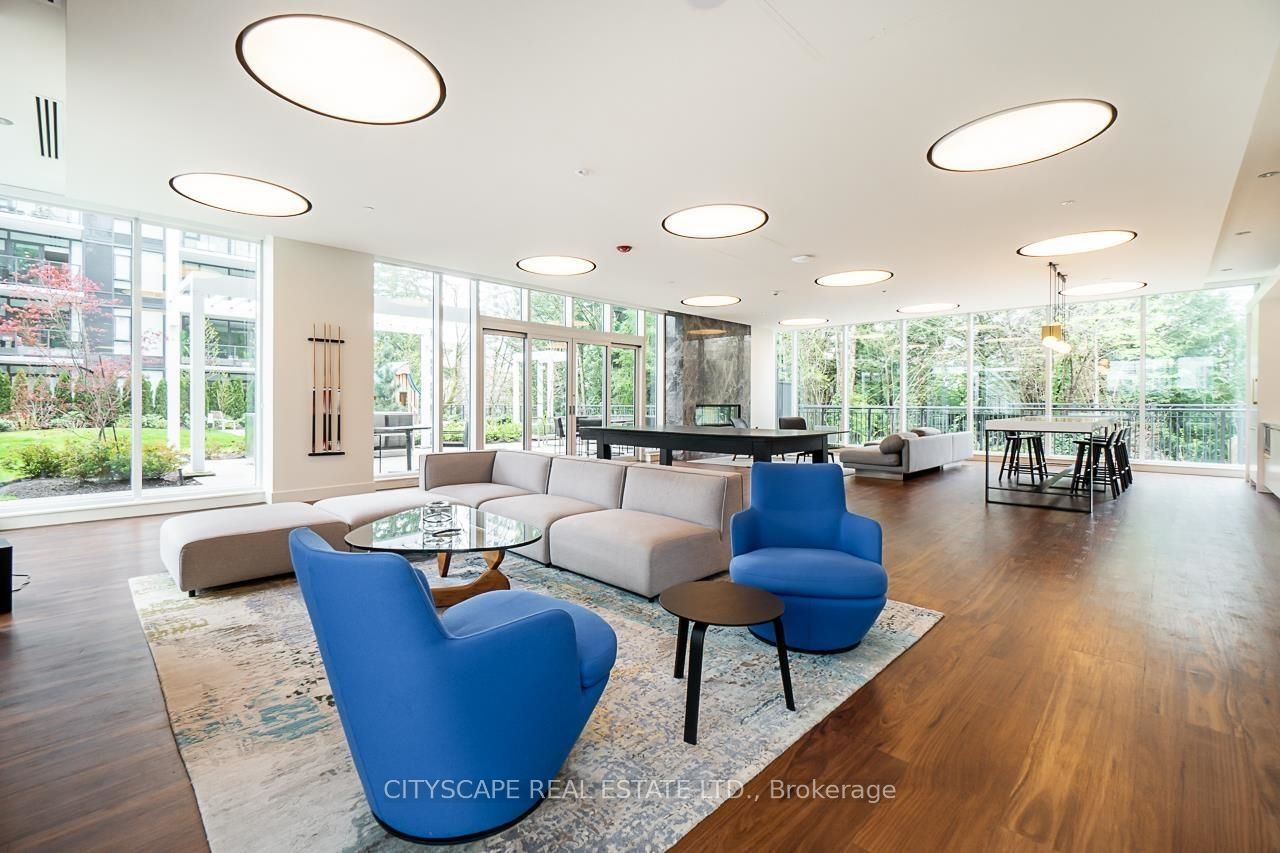 585 Austin Avenue, #1907