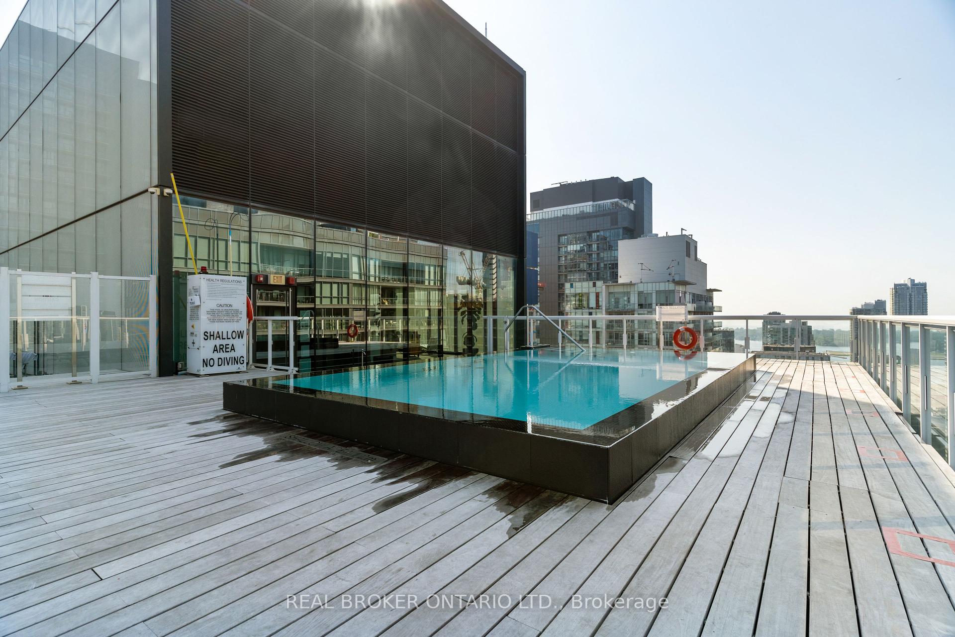 1 Bedroom Condo at 11 Charlotte,  Toronto For sale
