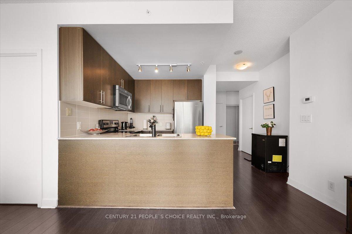 2 Bedrooms Condo at 3985 Grand Park, Mississauga For sale