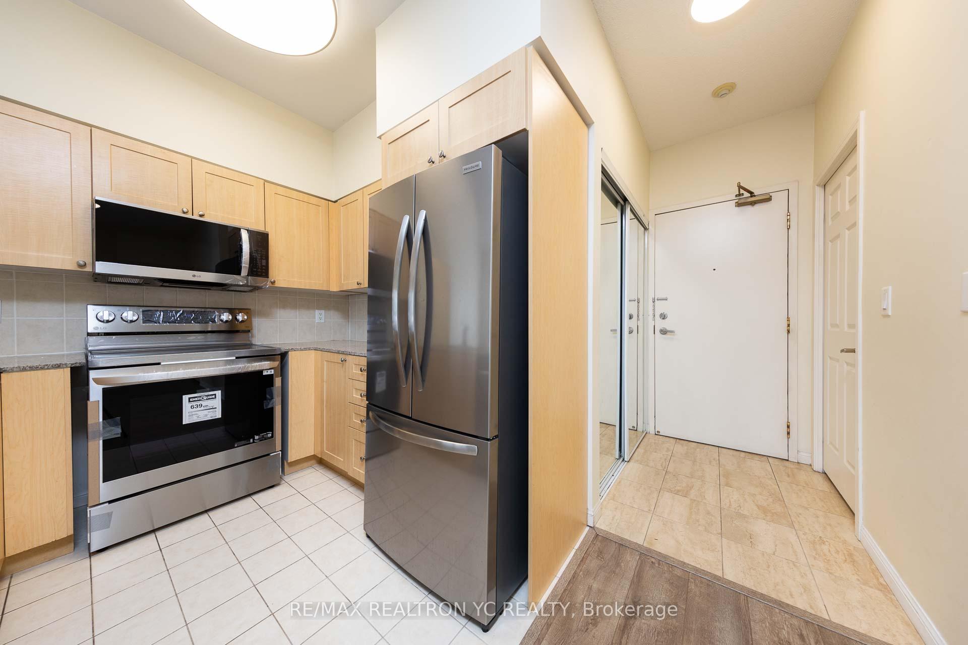 2 Bedrooms Condo at 5940 Yonge,  Toronto For sale