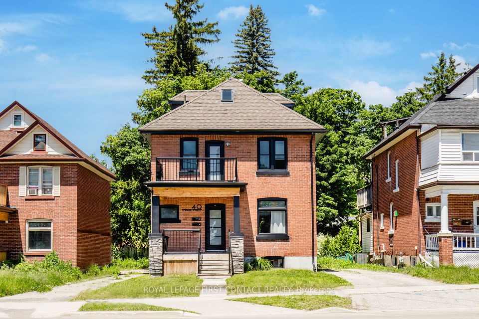 40 Sophia Street, Barrie, ON L4N 1J3