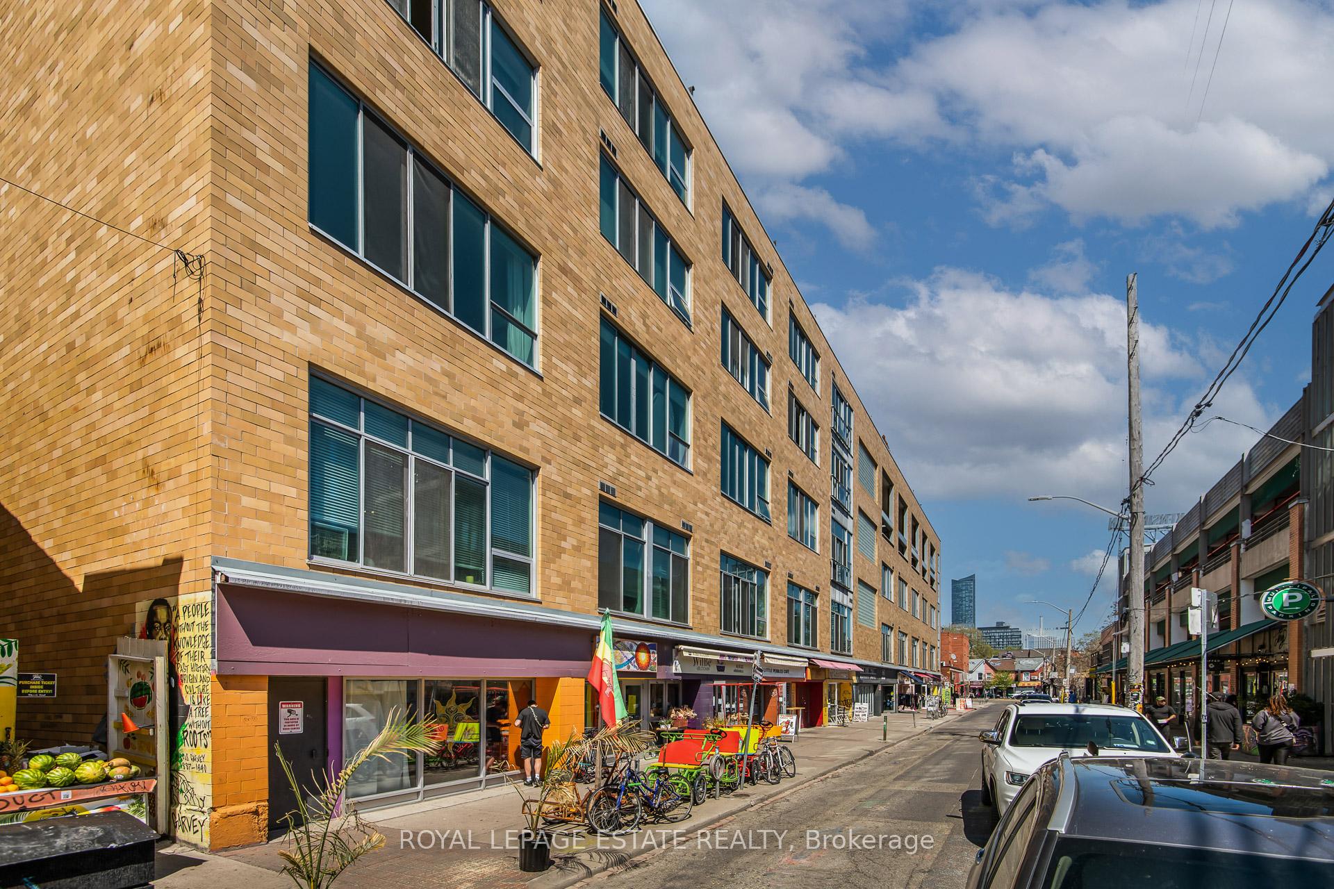 1 Bedroom Condo at 160 Baldwin, Toronto For sale