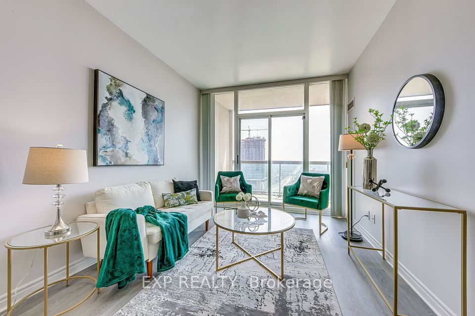 3504 Hurontario