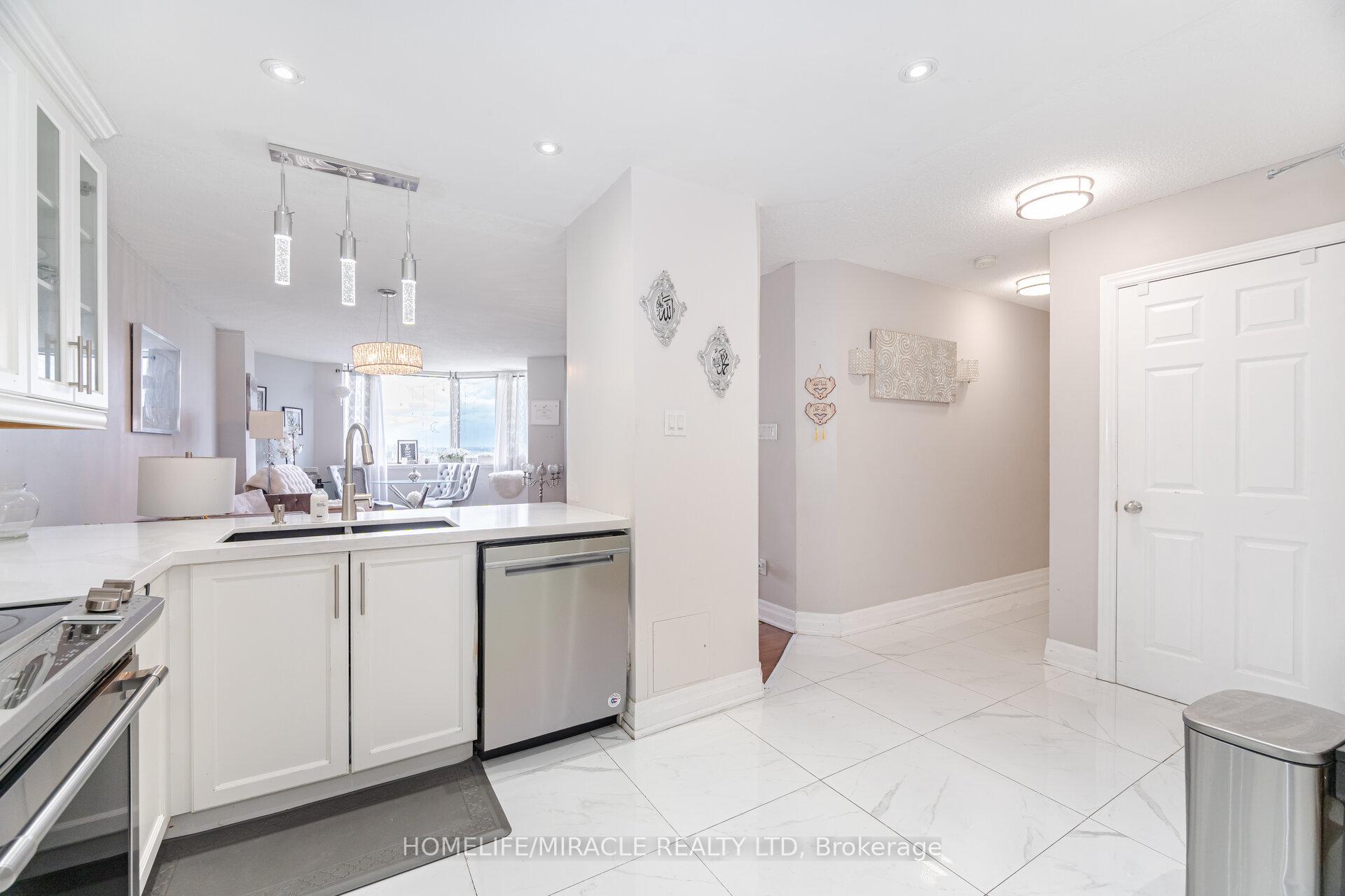 3 Bedrooms Condo at 234 Albion, Toronto For sale