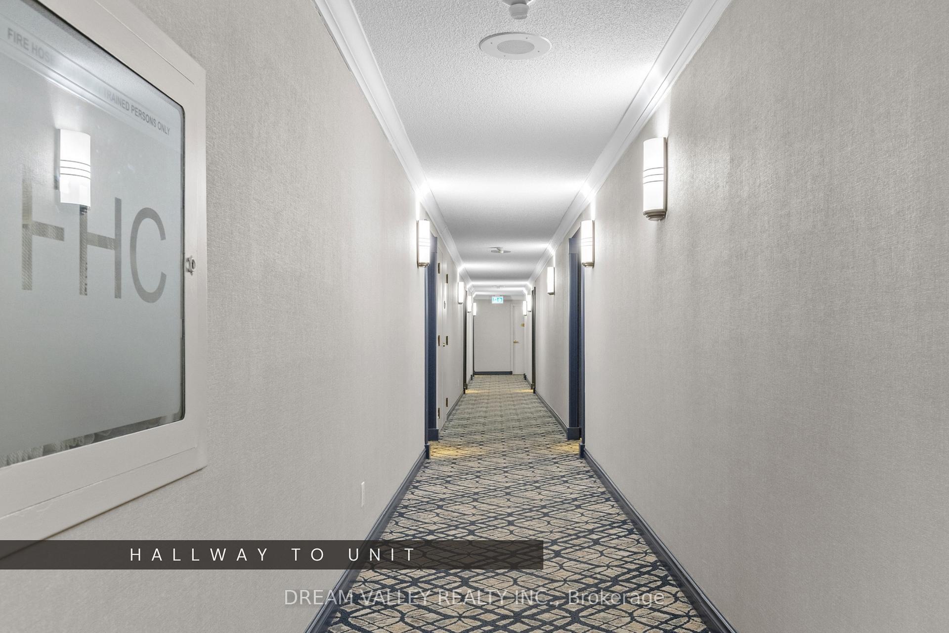 3 Bedrooms Condo at 330 Mccowan, Toronto For sale