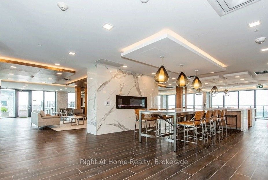 20 Shore Breeze Drive, #310