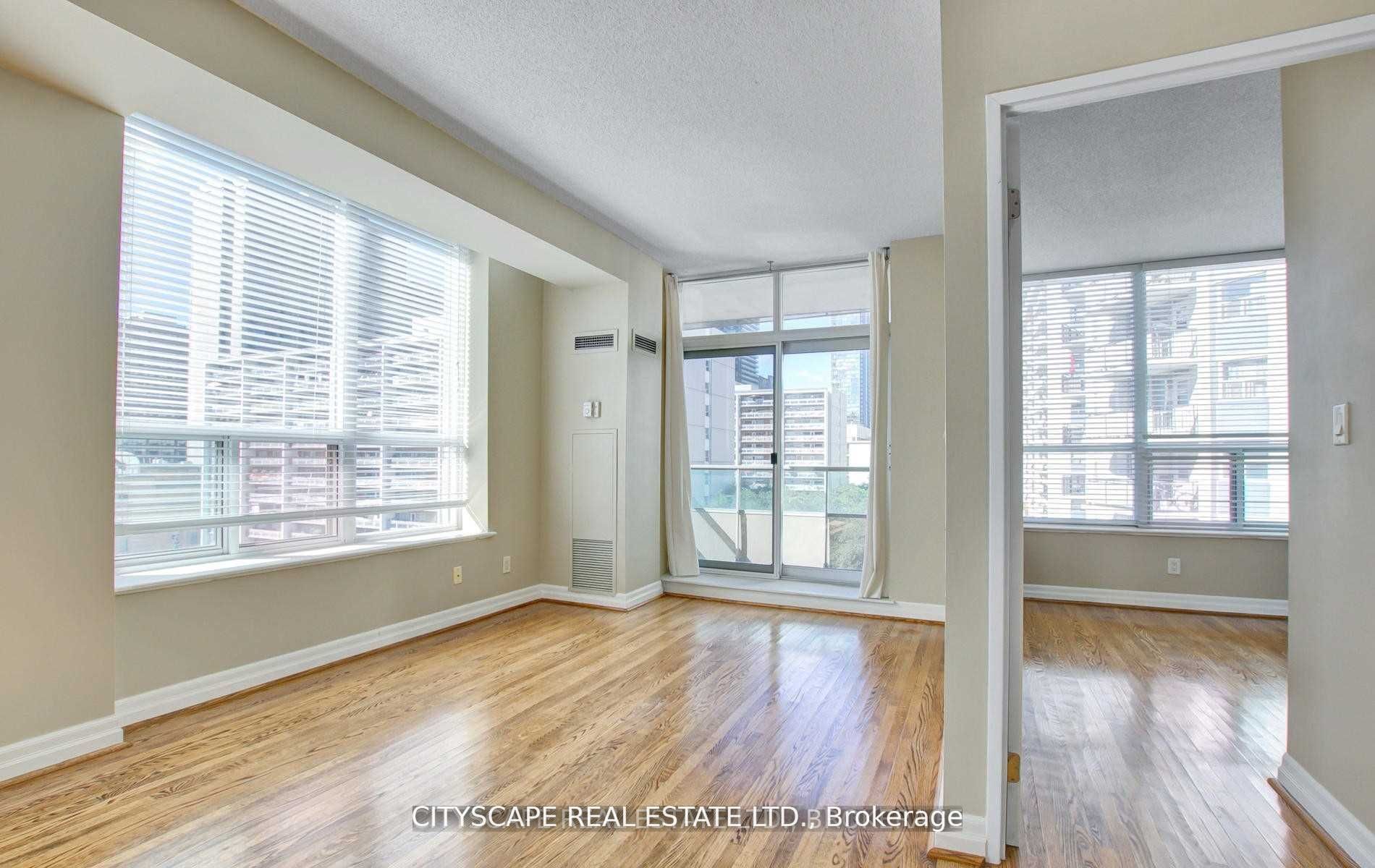 70 Alexander Street, #802