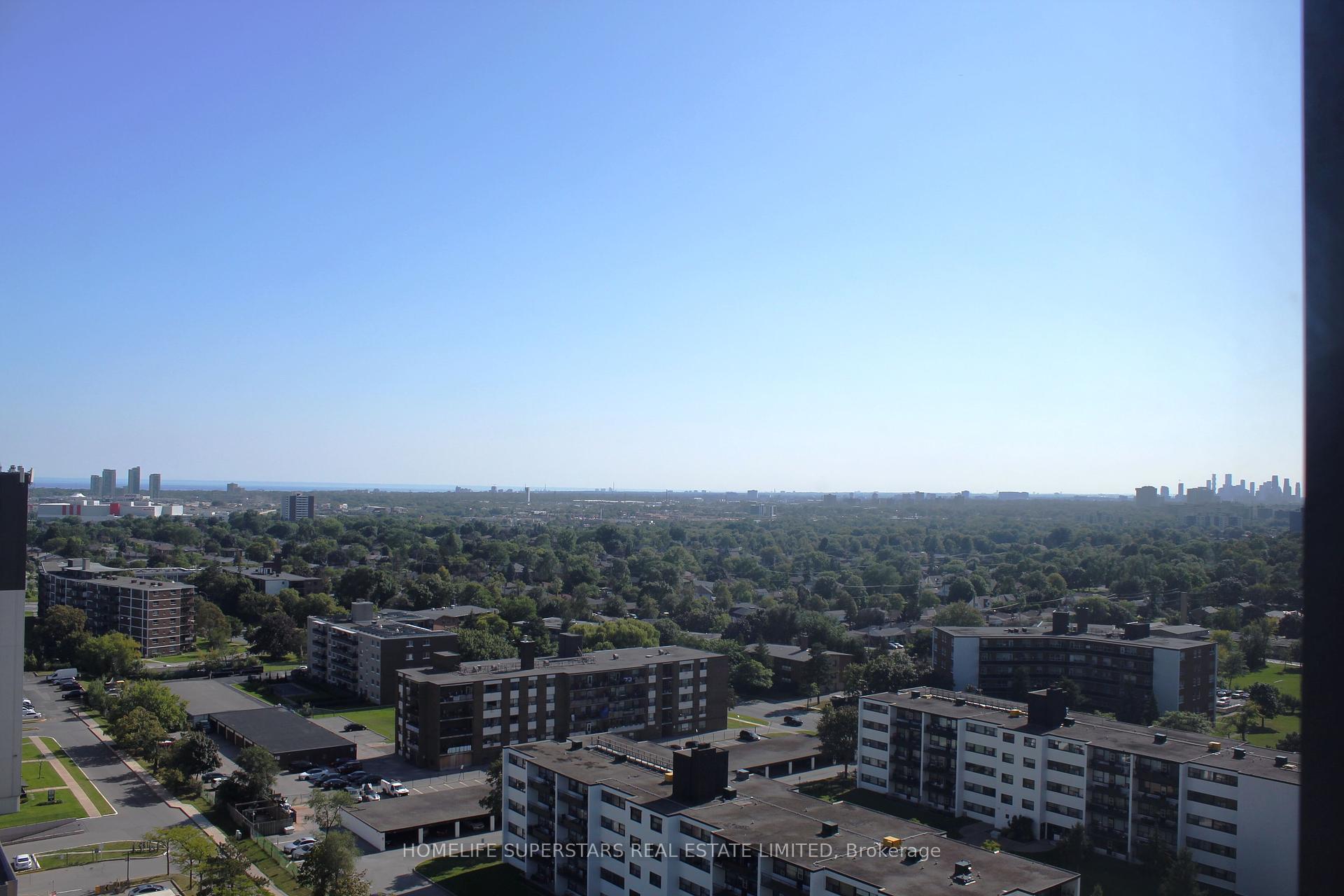 2 Bedrooms Condo at 6 Eva, Toronto For sale
