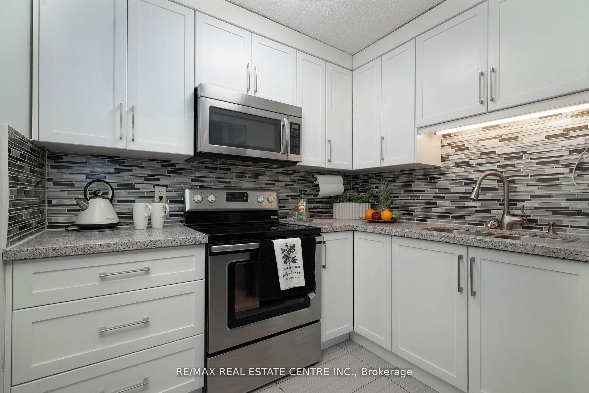 1 Bedroom Co-op at 3621 Lakeshore, Toronto For sale