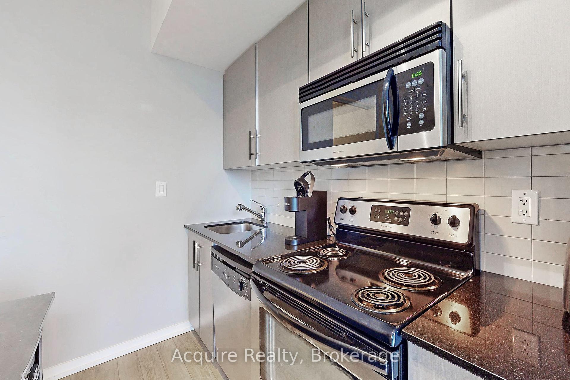 1 Bedroom Condo at 55 Bremner, Toronto For sale