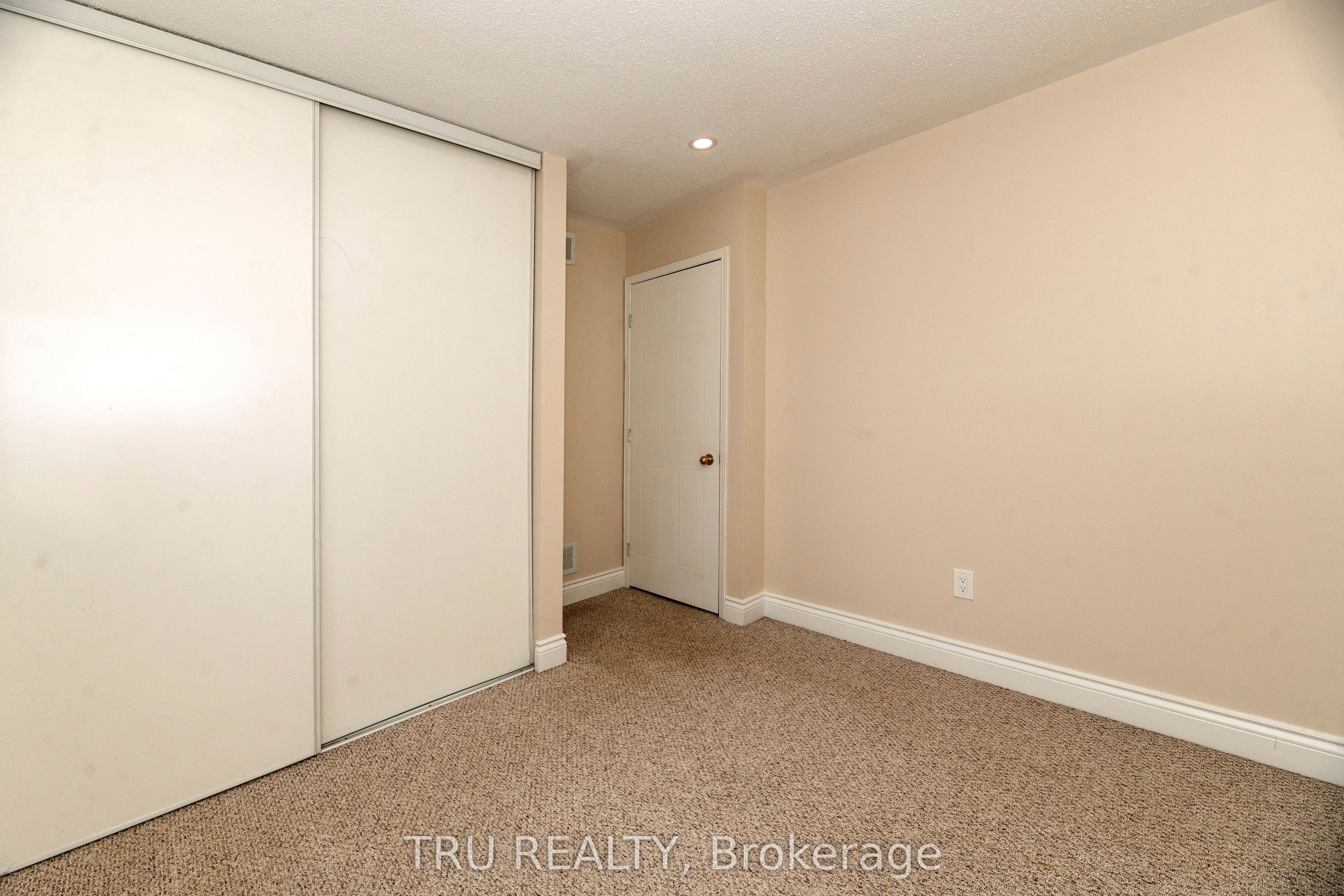 35 Helmsdale Drive
