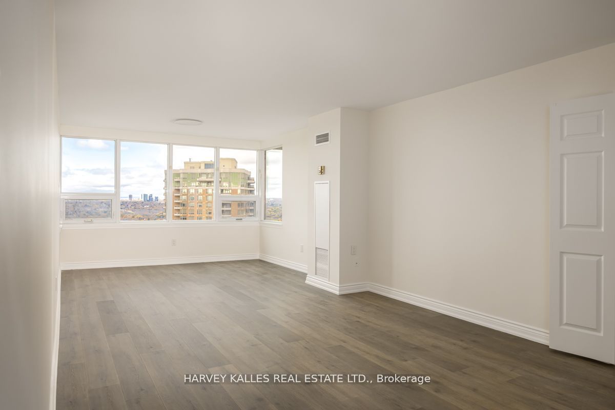 55 Skymark Drive 2903