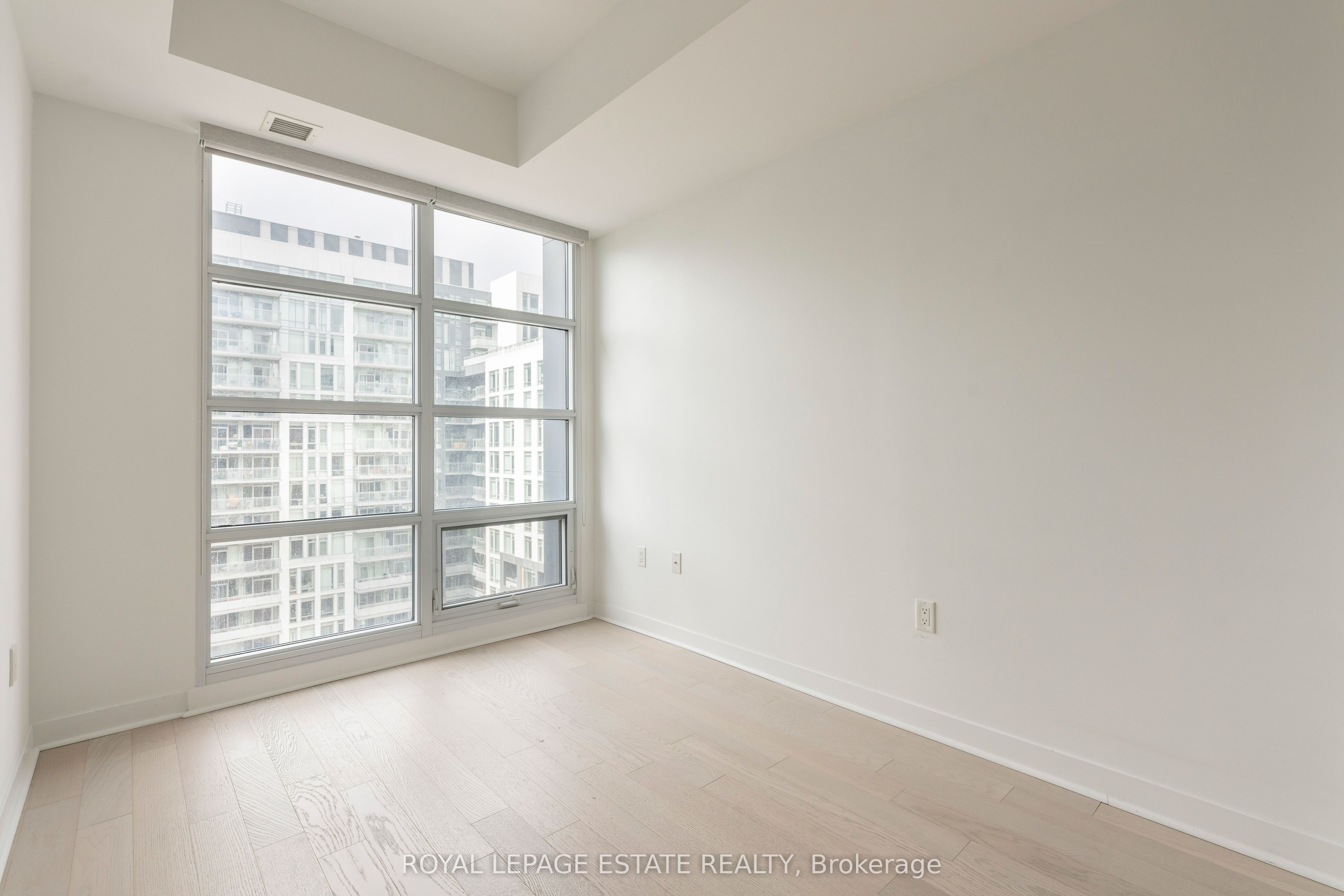 501 Adelaide Street W, #1106