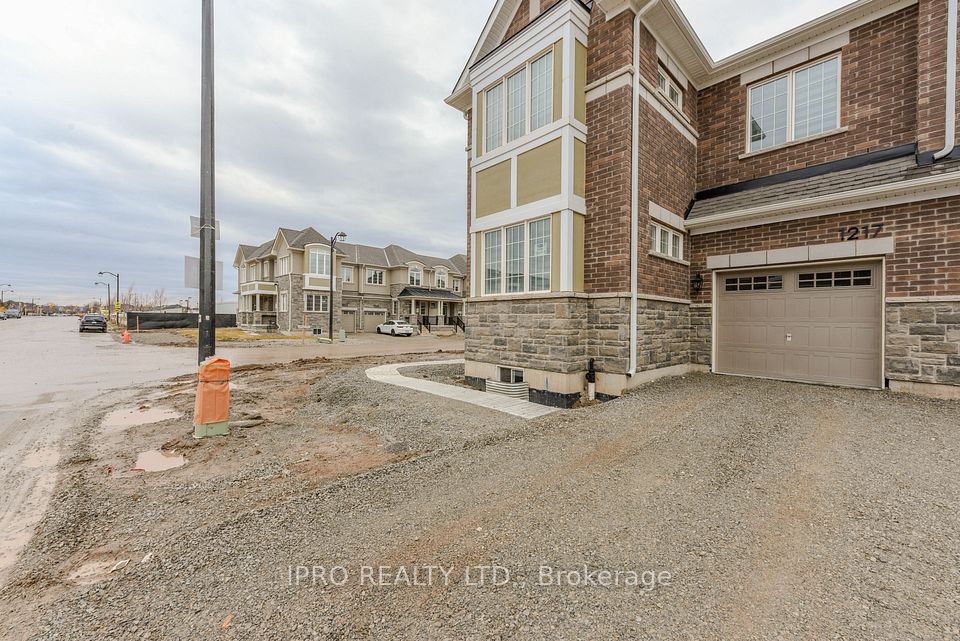 1217 Ferguson Drive, Milton, ON L9T 7V8