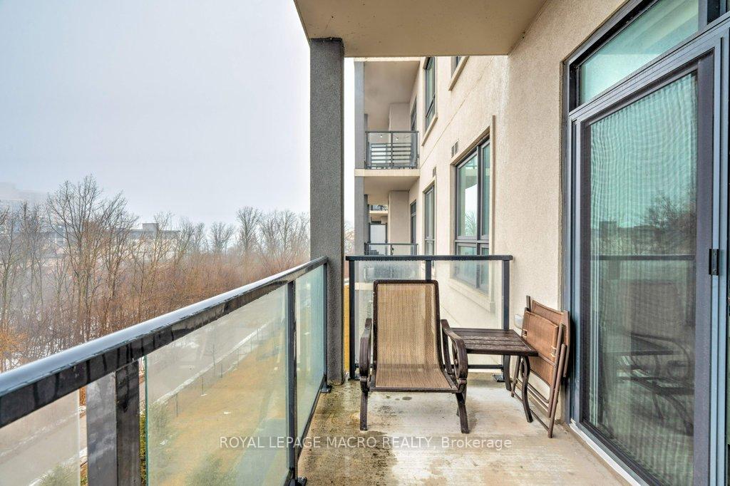 1 Bedroom Condo at 125 Shoreview,  Hamilton For sale