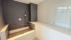 395 Dundas Street W 436