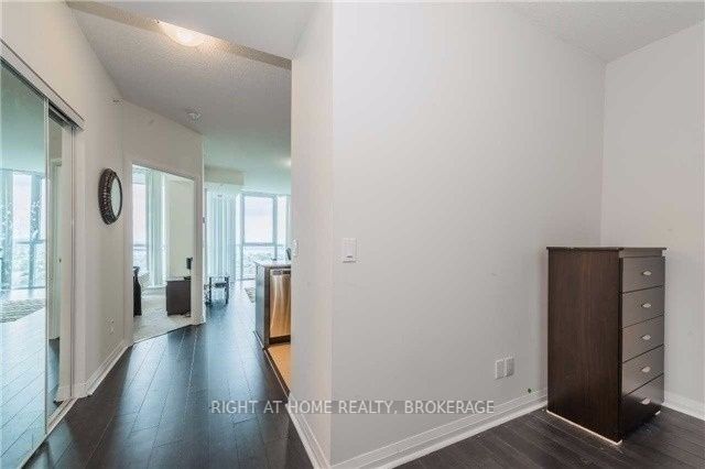 75 Eglinton Ave W Avenue, #1705