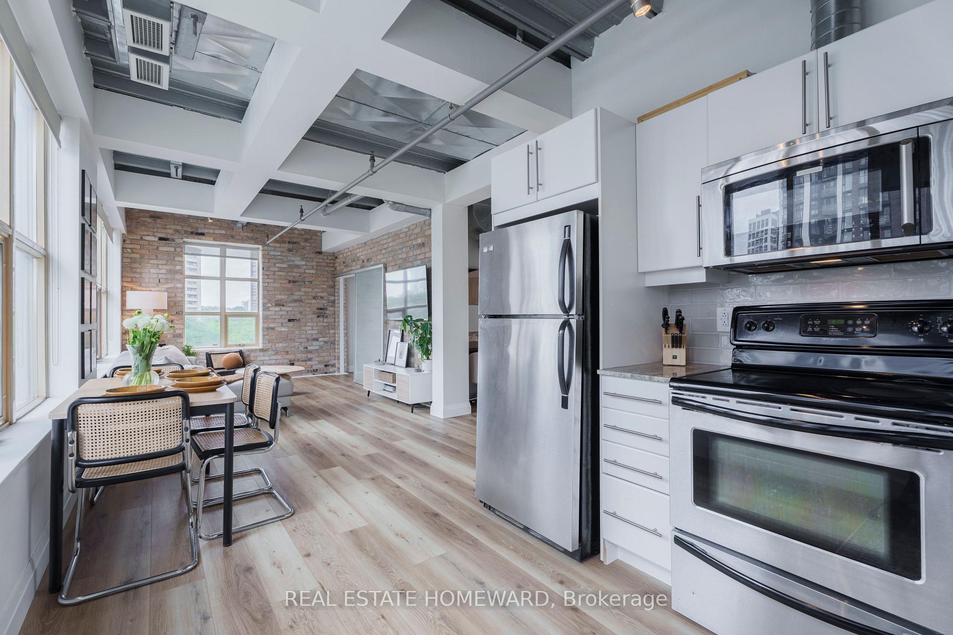 1 Bedroom Condo at 736 Dundas, Toronto For sale