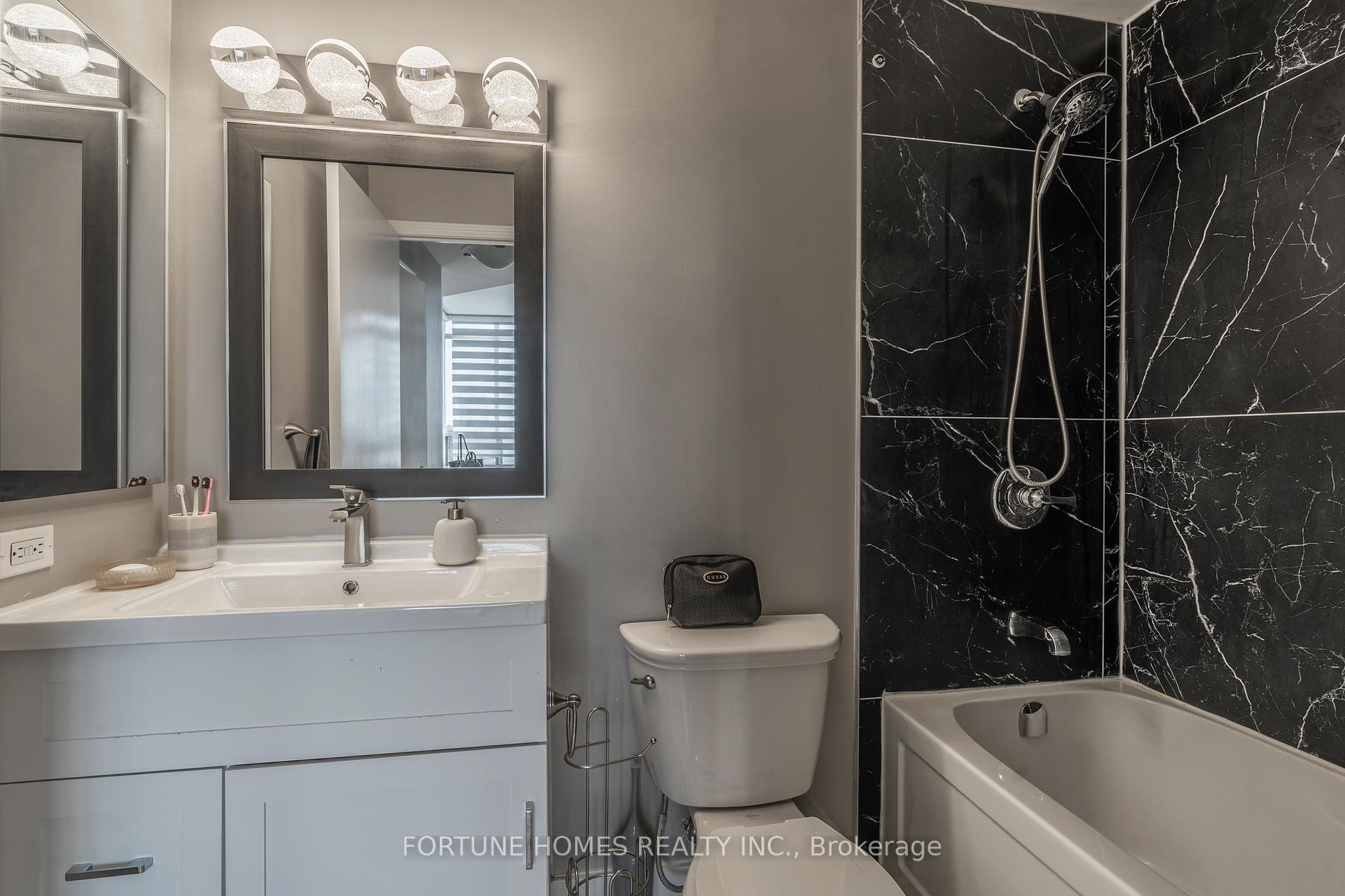 2 Bedrooms Condo at 650 Lawrence, Toronto For sale