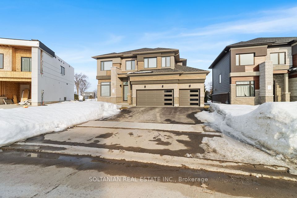 3725 Lakepoint