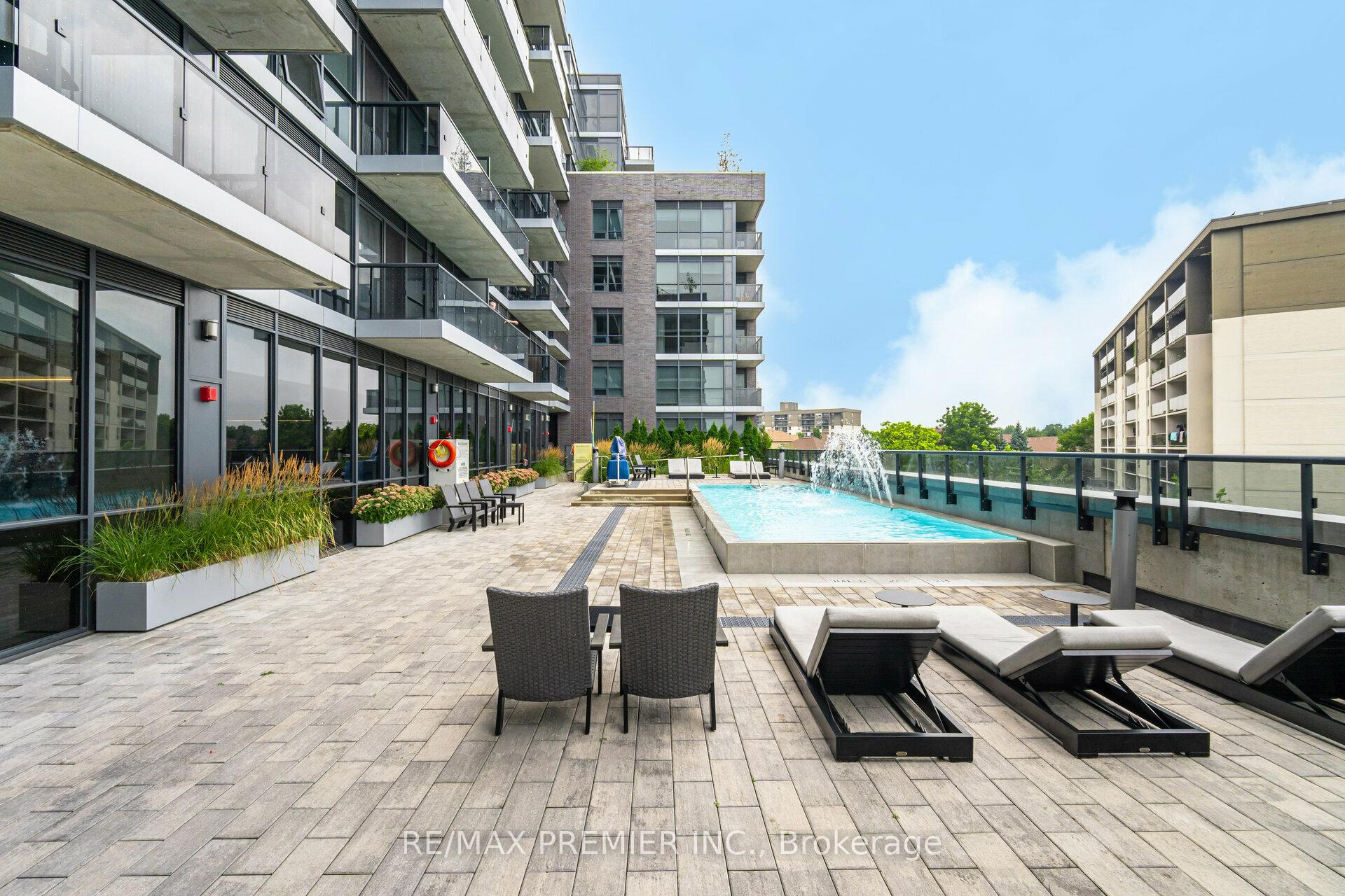 2 Bedrooms Condo at 30 Gibbs,  Toronto For sale