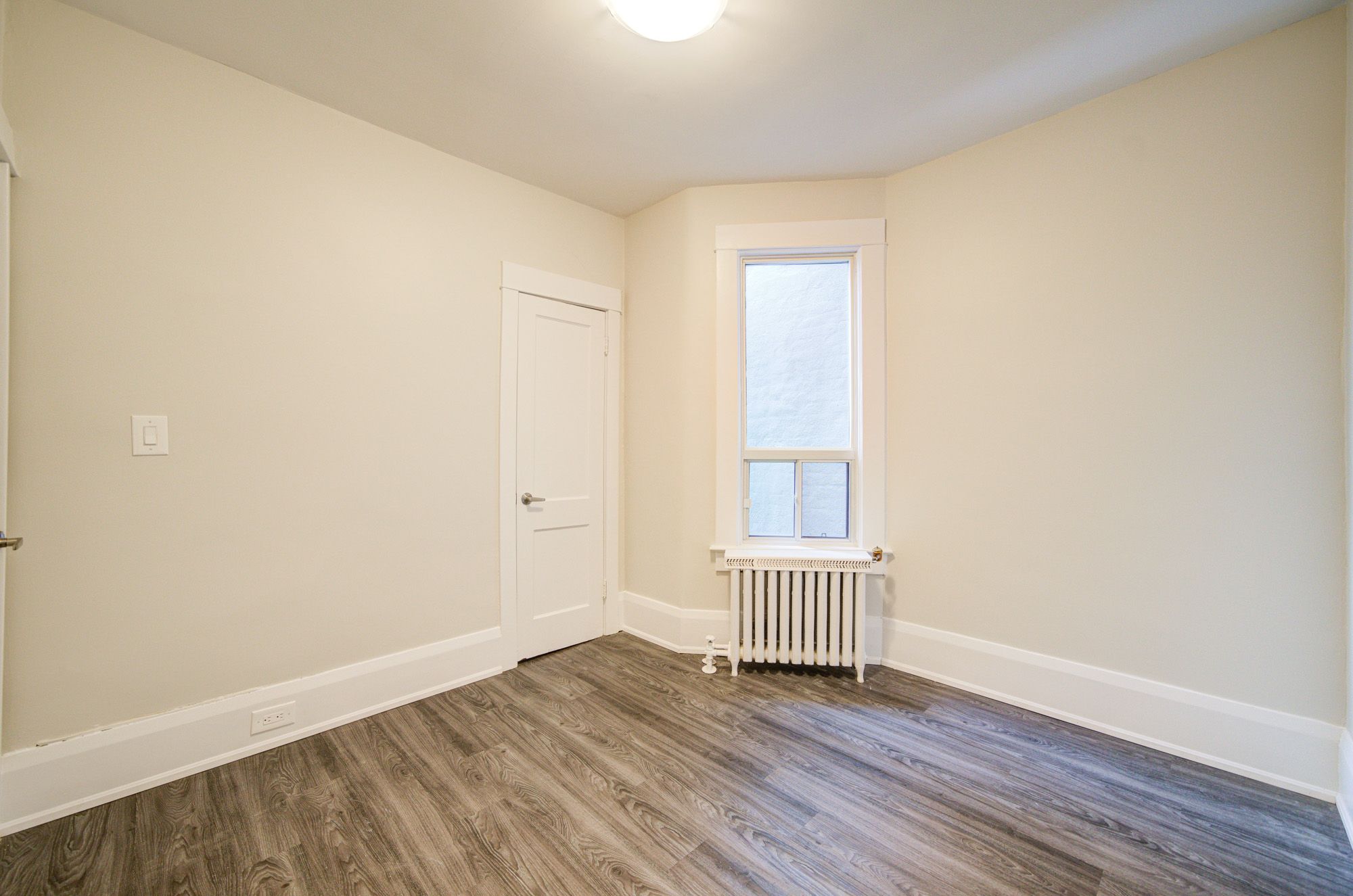 1074 St Clair Avenue W 2