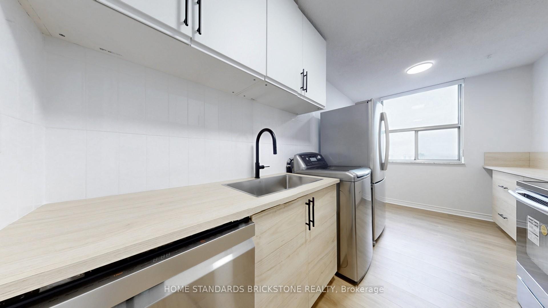 3 Bedrooms Condo at 205 Hilda, Toronto For sale
