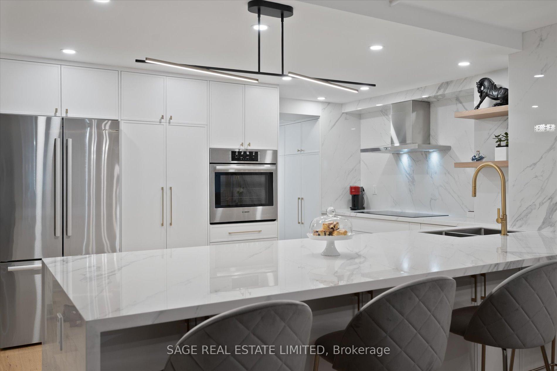 3 Bedrooms Condo at 160 Frederick, Toronto For sale