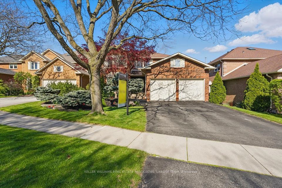 1245 Greeniaus