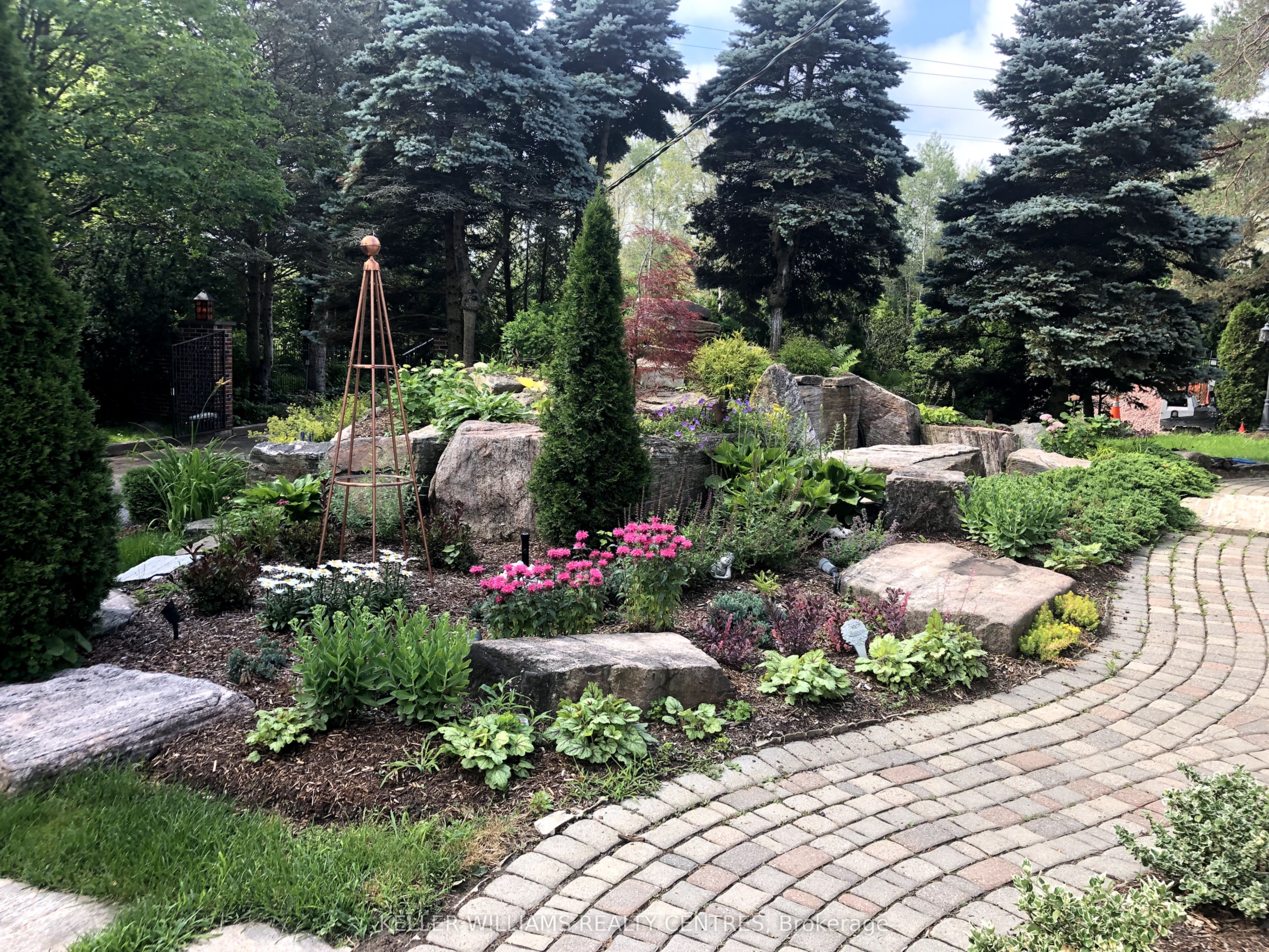 5024 Lloydtown-Aurora Road