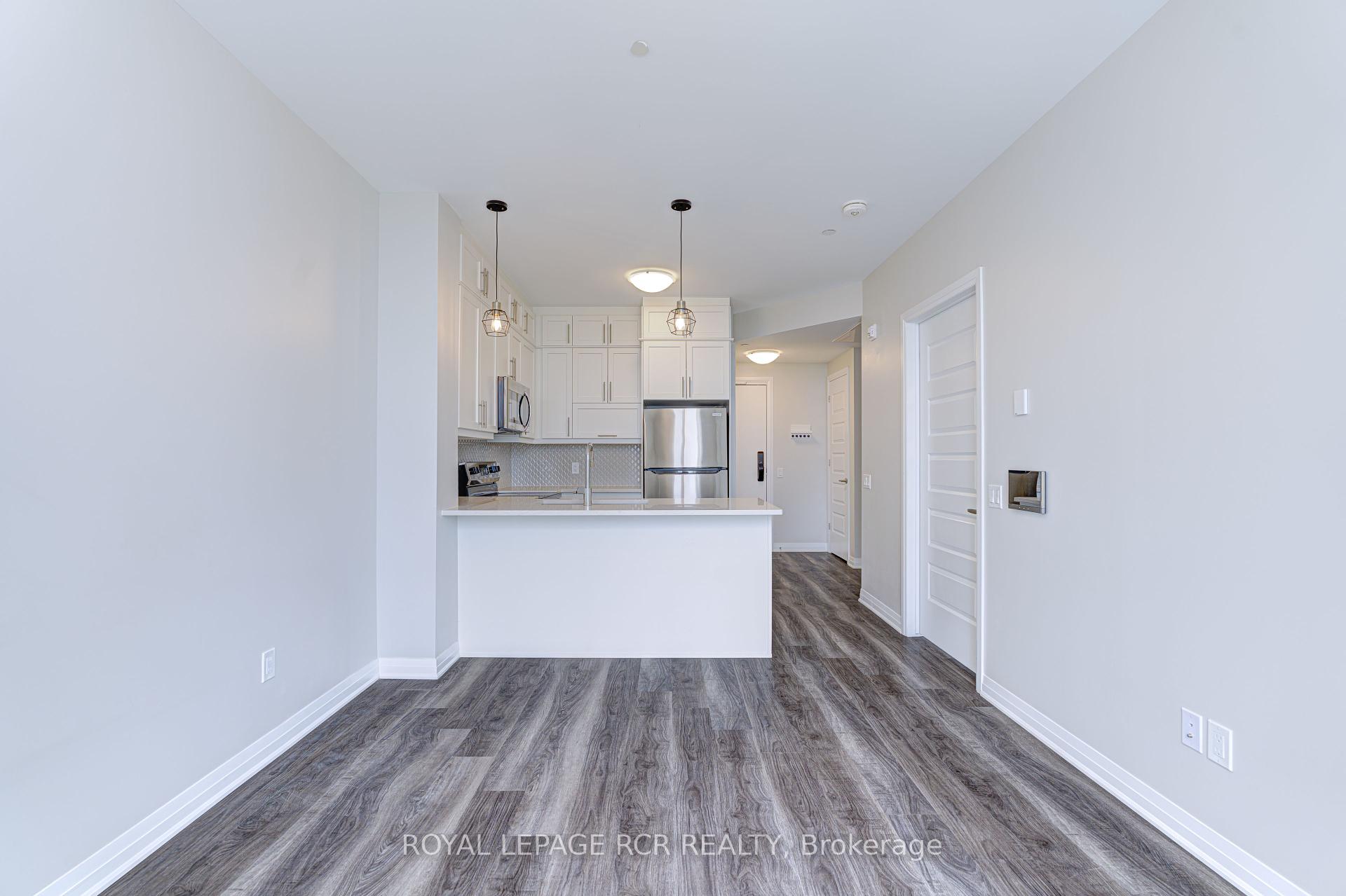 1 Bedroom Condo at 95 Dundas, Oakville For sale