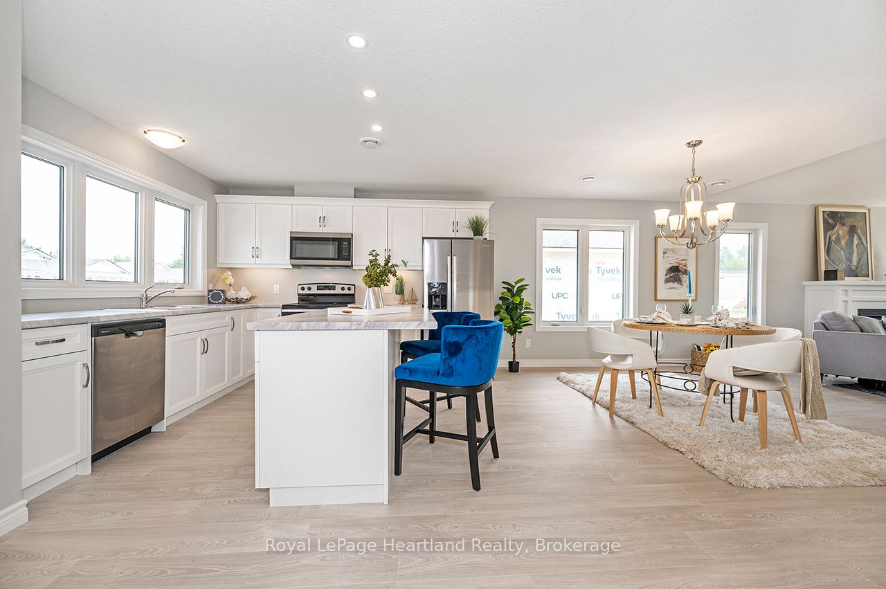 18 Bluffs View Boulevard, Ashfield-Colborne-Wawanosh, ON N7A 0C1