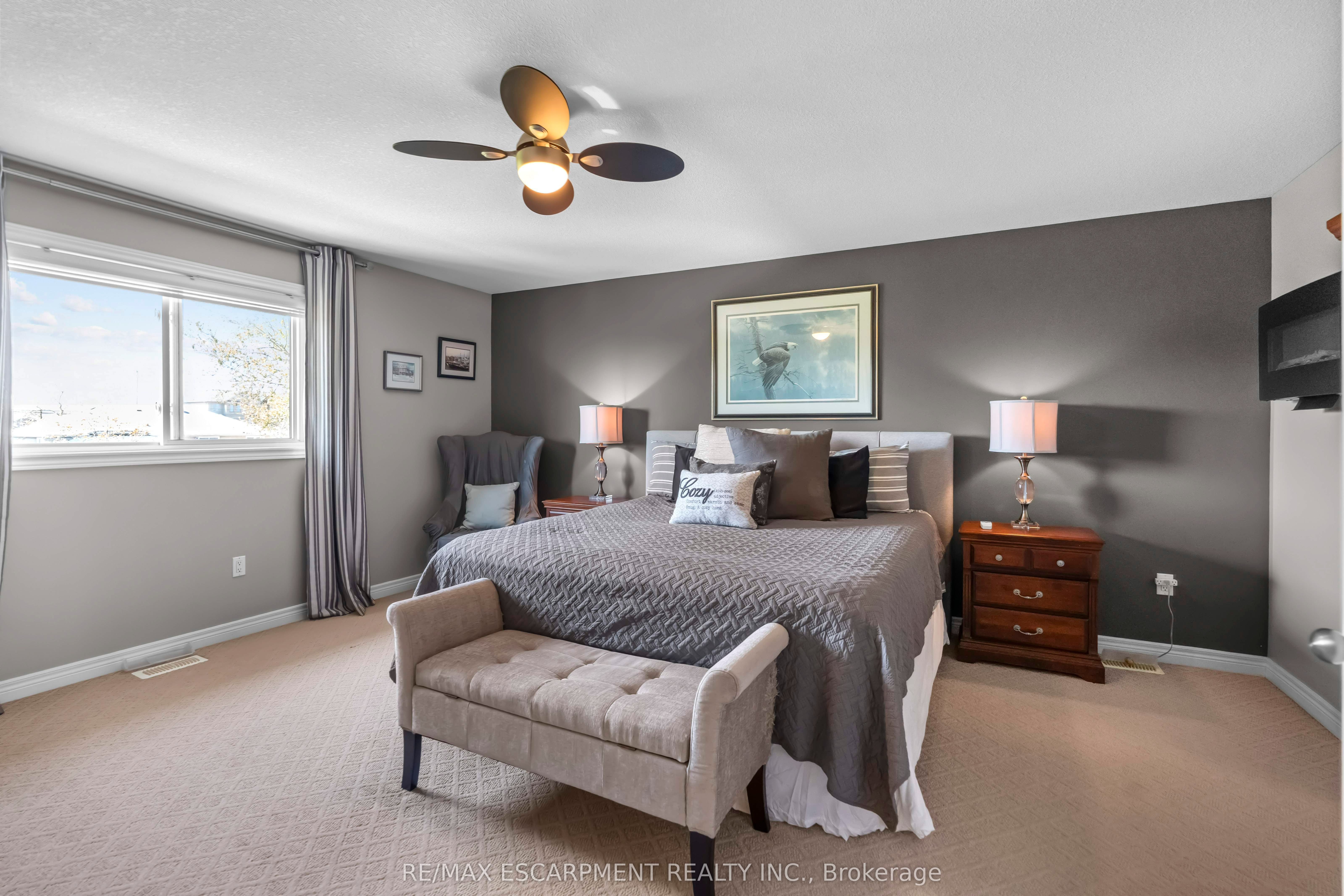28 Edgecroft Crescent