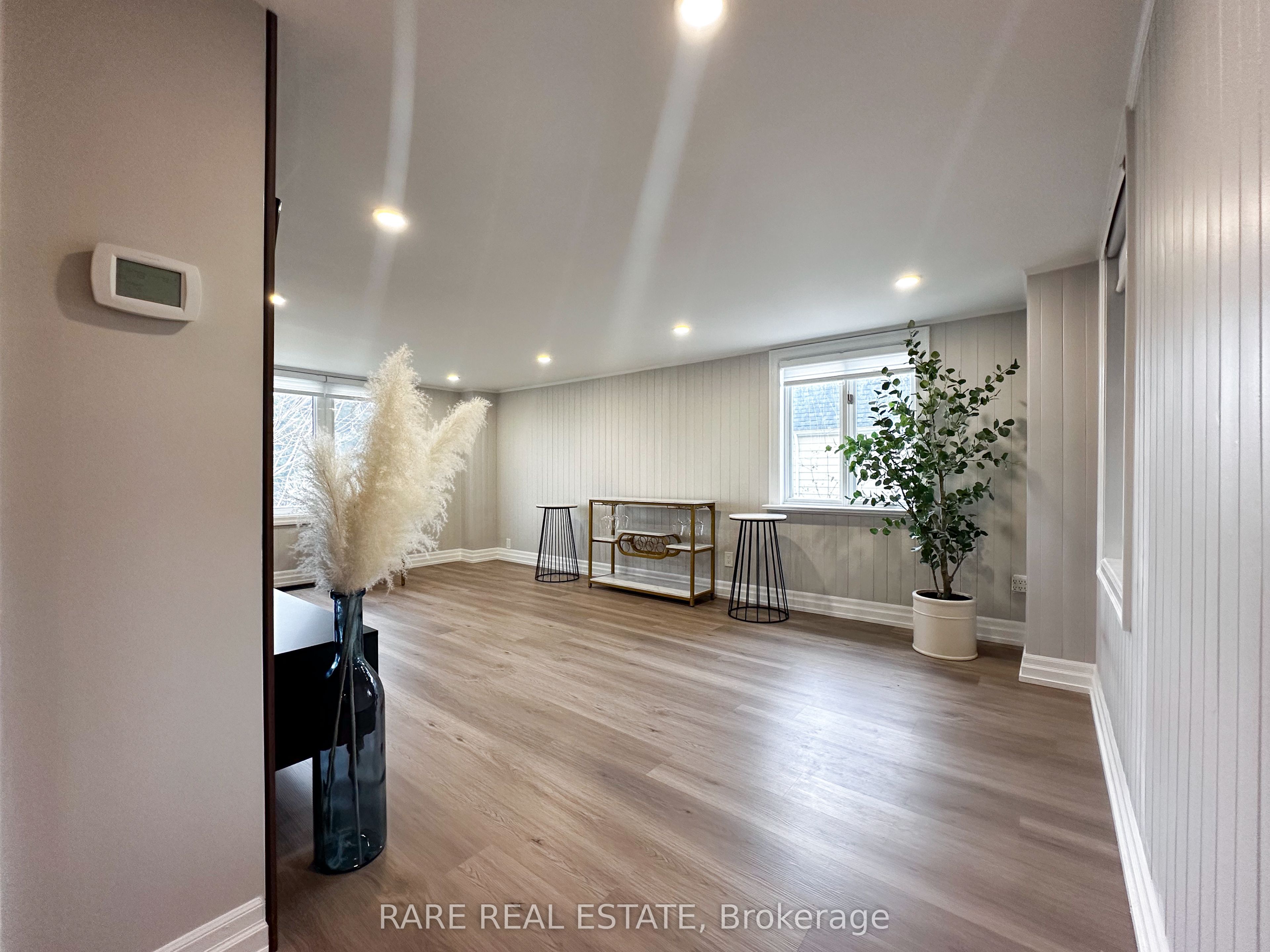 19100 Dufferin Street, King, ON L3Y 4V9
