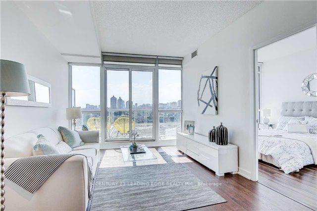 2 Bedrooms Condo at 121 McMahon, Toronto For sale
