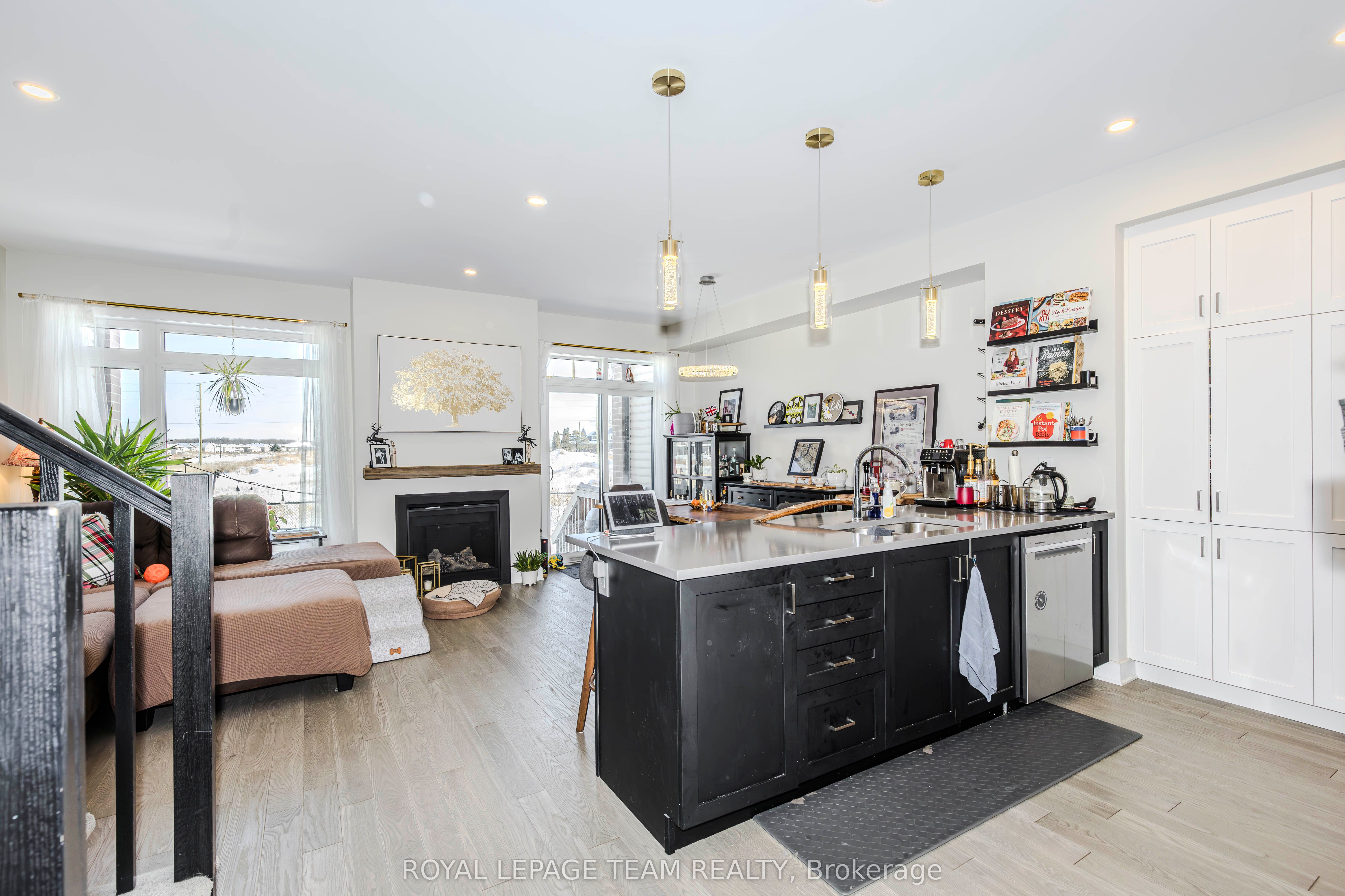 71 CANVASBACK Ridge, Blossom Park - Airport and Area 2602 - Riverside South/Gloucester Glen