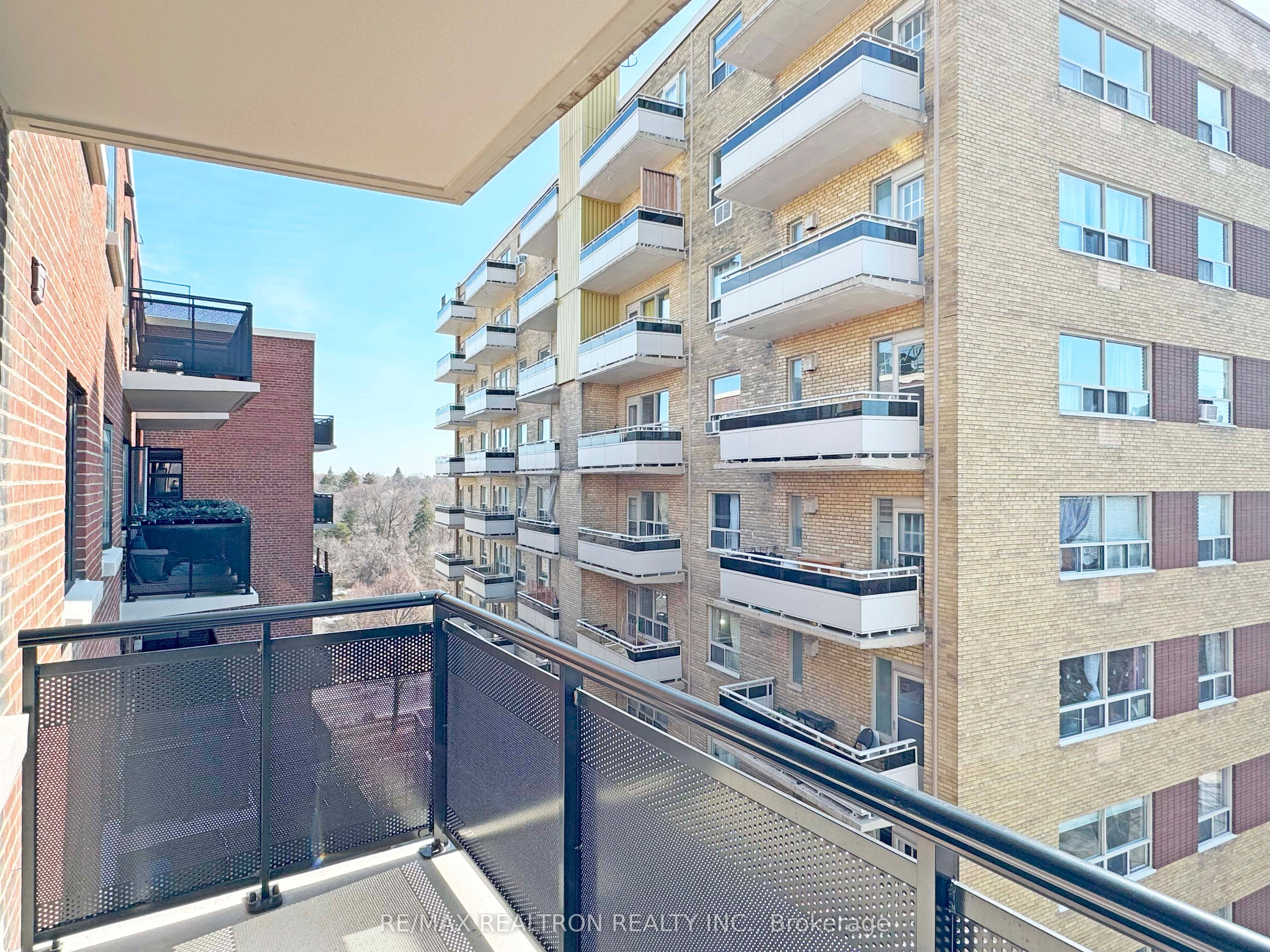 95 Lawton Boulevard, #605