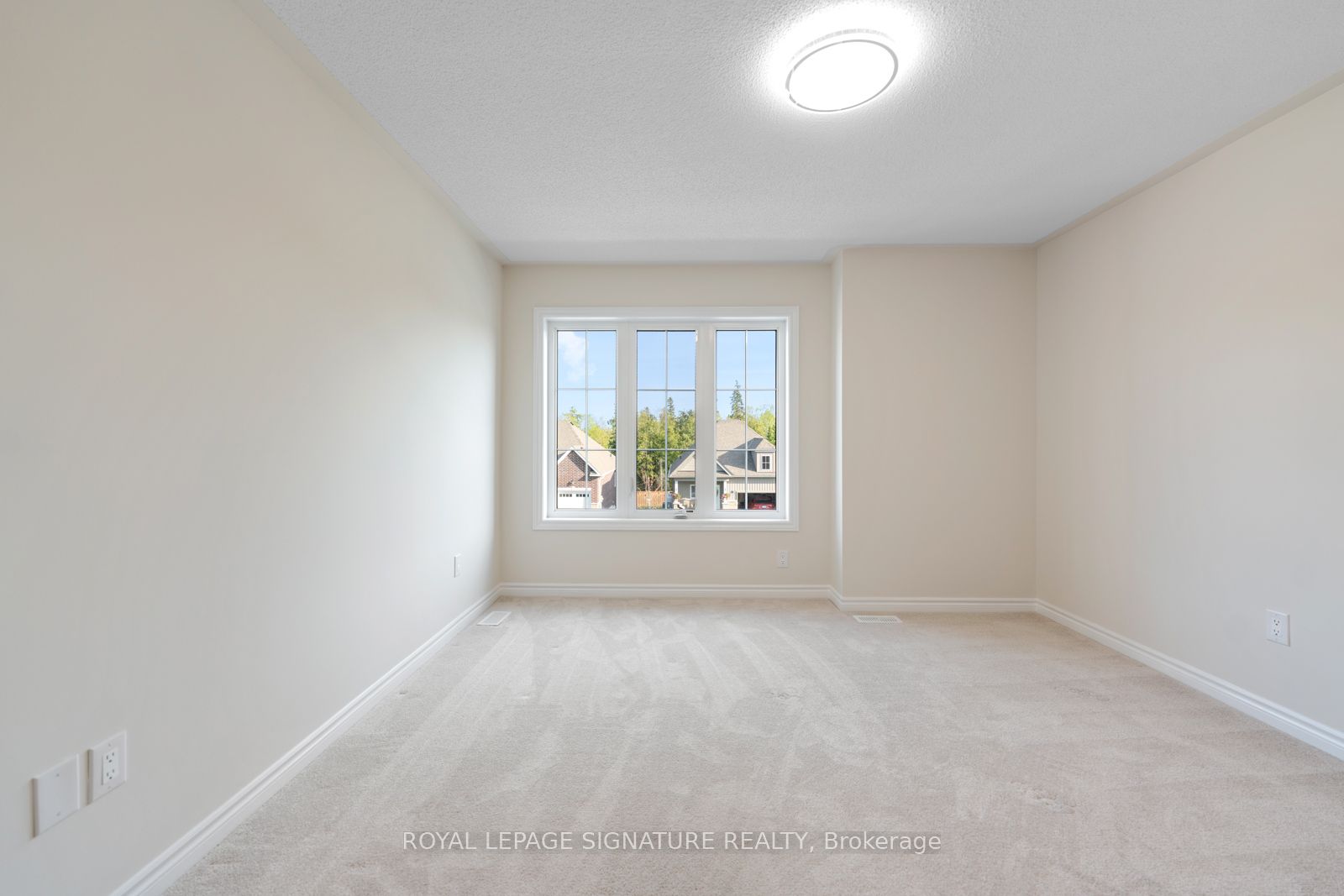 36 Hillcroft Way