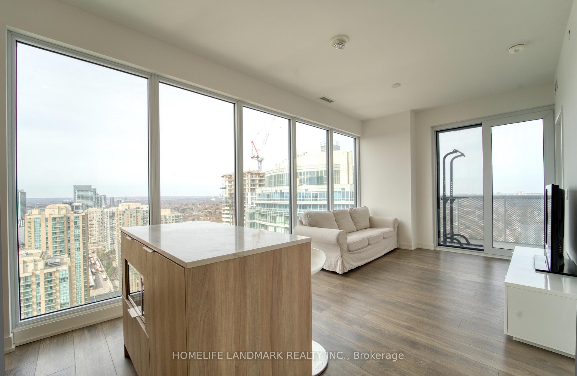 2 Bedrooms Condo at 15 HOLMES,  Toronto For sale