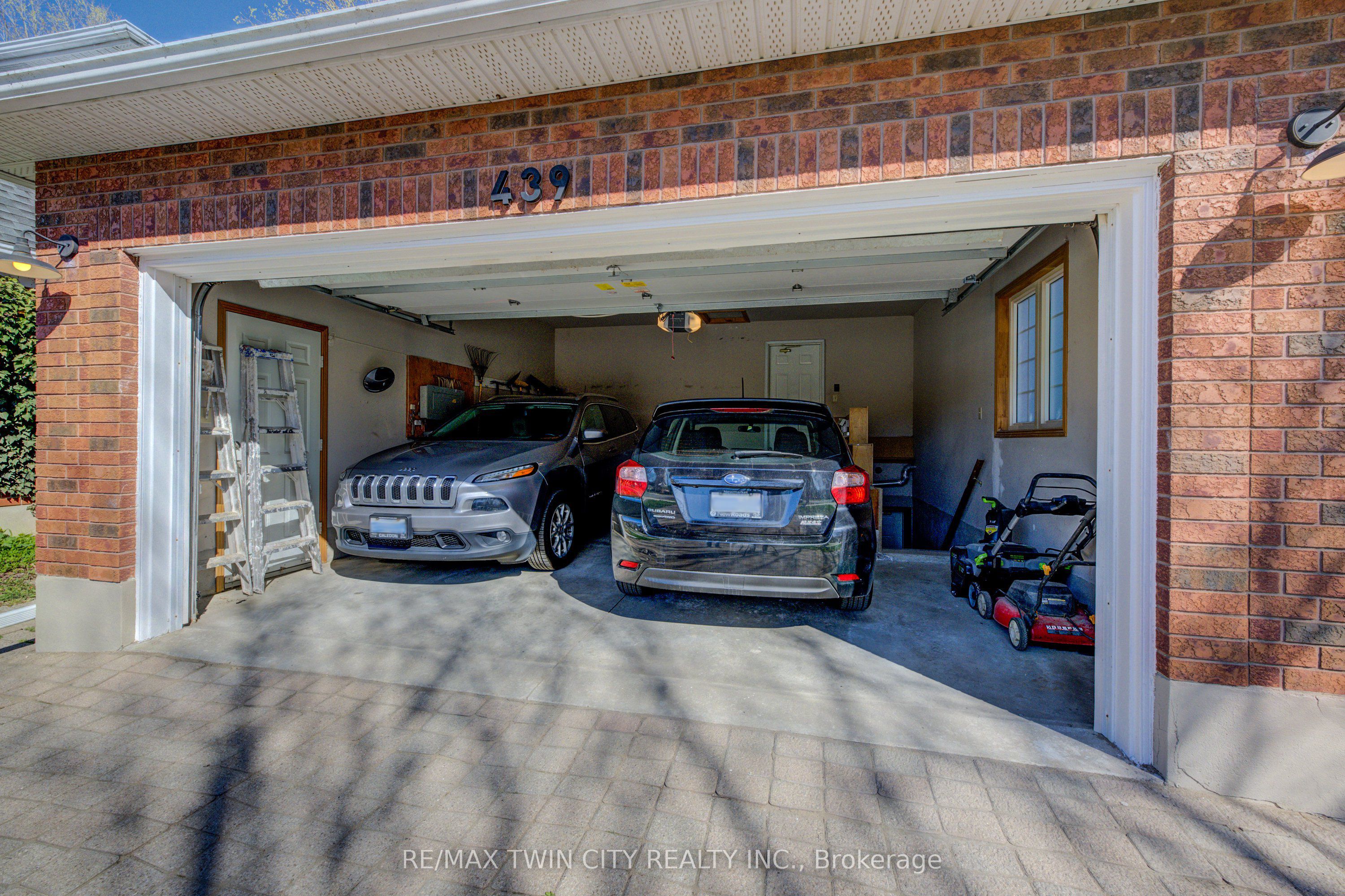 439 Northlake Drive