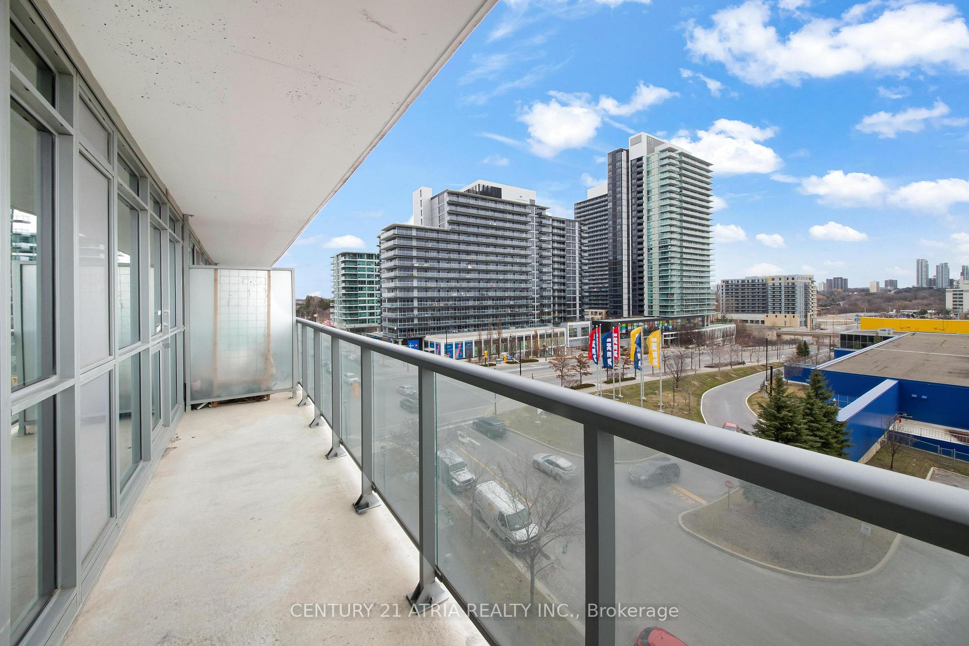 2 Bedrooms Condo at 121 Mcmahon, Toronto For sale