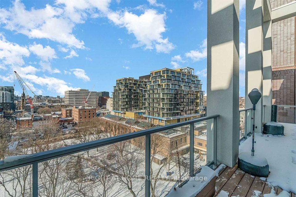 39 Brant Street