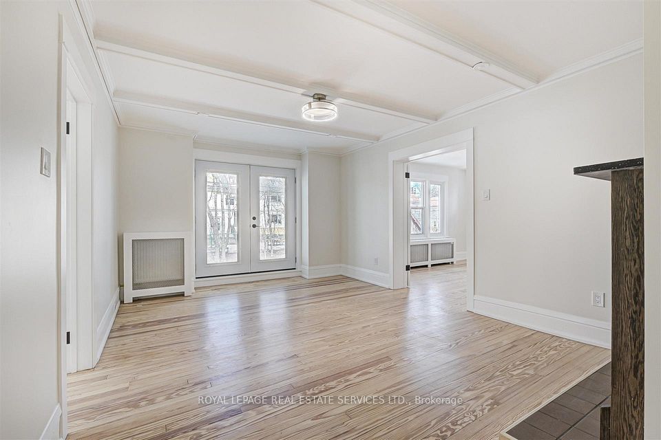 379 Parkside