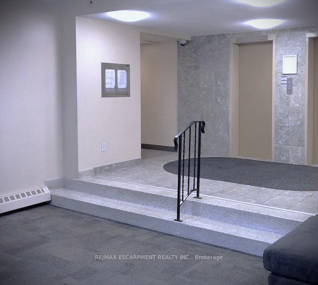 1 Bedroom Condo at 1950 Main,  Hamilton For sale
