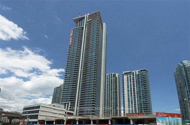 2 Bedrooms Condo at 18 Harbour, Toronto For sale