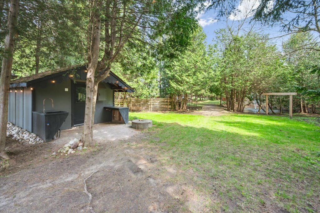 37 18 Side Road