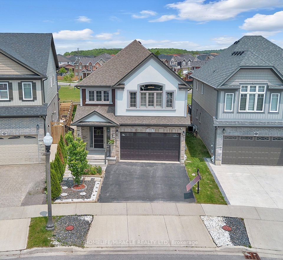 59 Netherwood