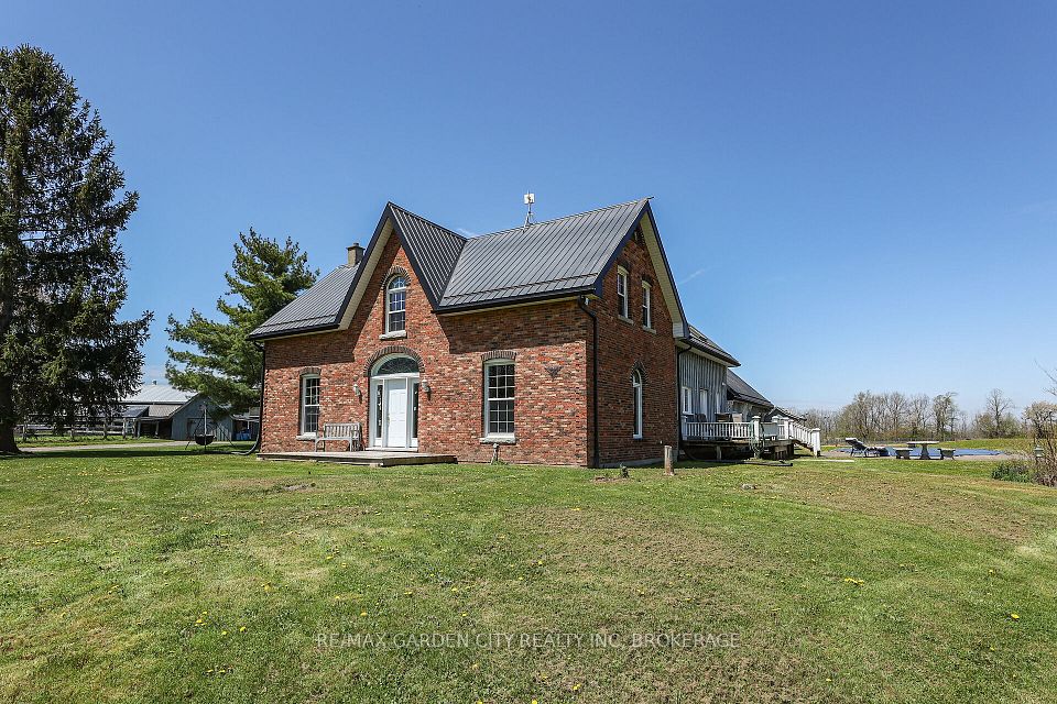 3200 BERTIE Road, Fort Erie, ON L0S 1N0