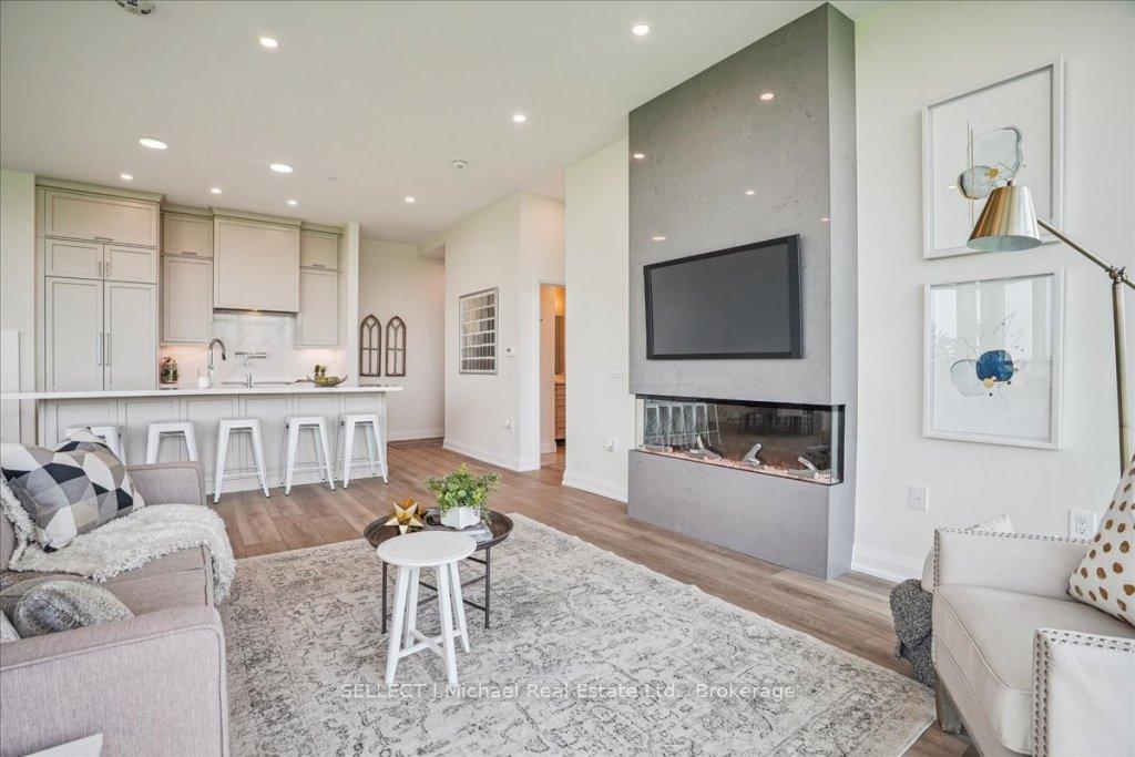 2 Bedrooms Condo at 2750 KING,  Hamilton For sale