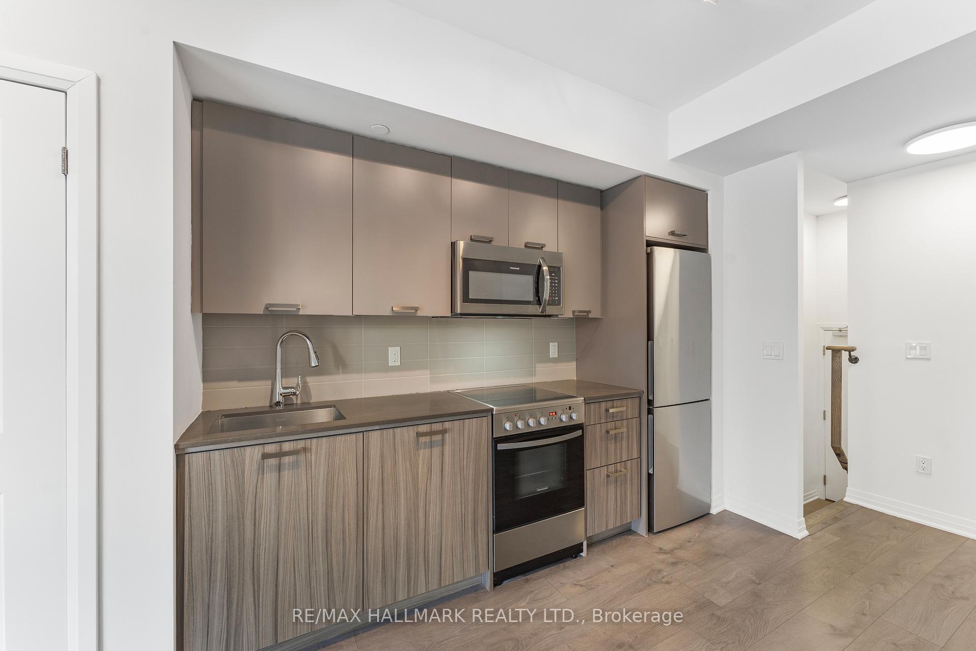 2 Bedrooms Condo at 2301 Danforth, Toronto For sale